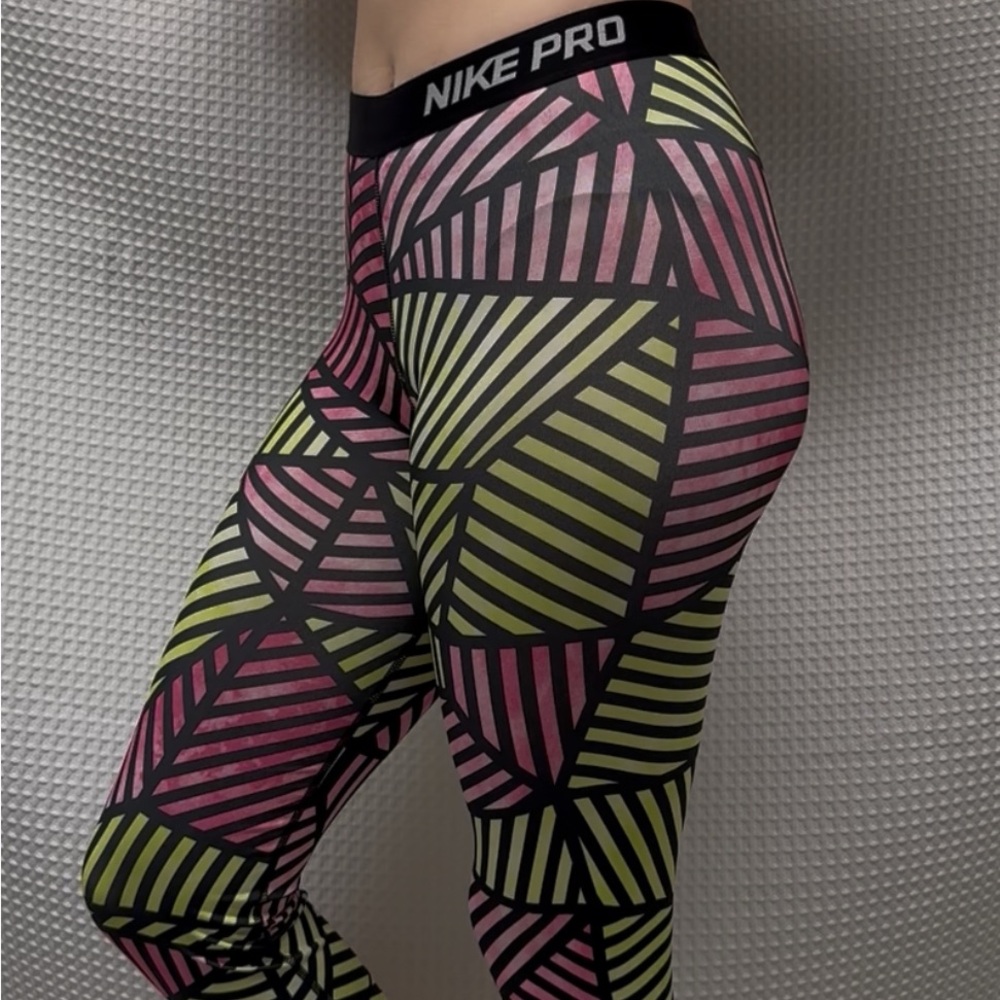 Nike Pro Green and pink leggings